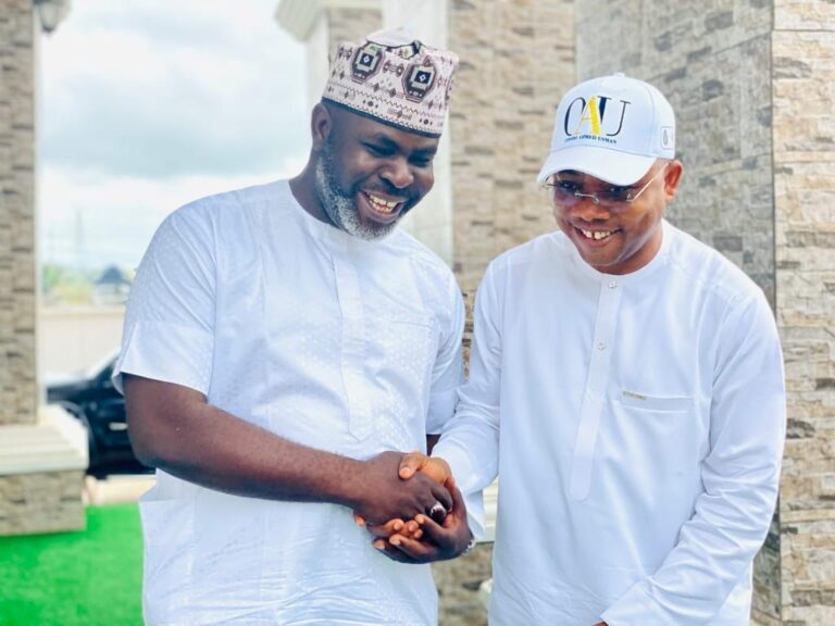 Ododo Felicitates With Sheikh Jibrin Ibrahim on His Birthday